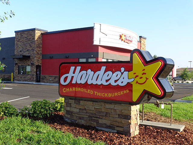 Hardees Kissimmee-FL-monument-and-front-elevation
